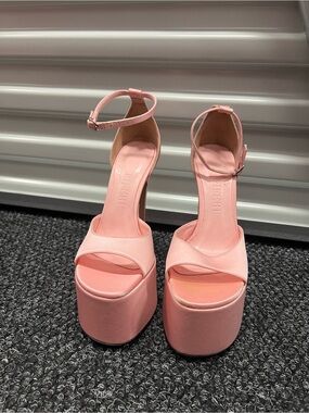 Piferi Rosalia Ankle Strap Platform Sandal